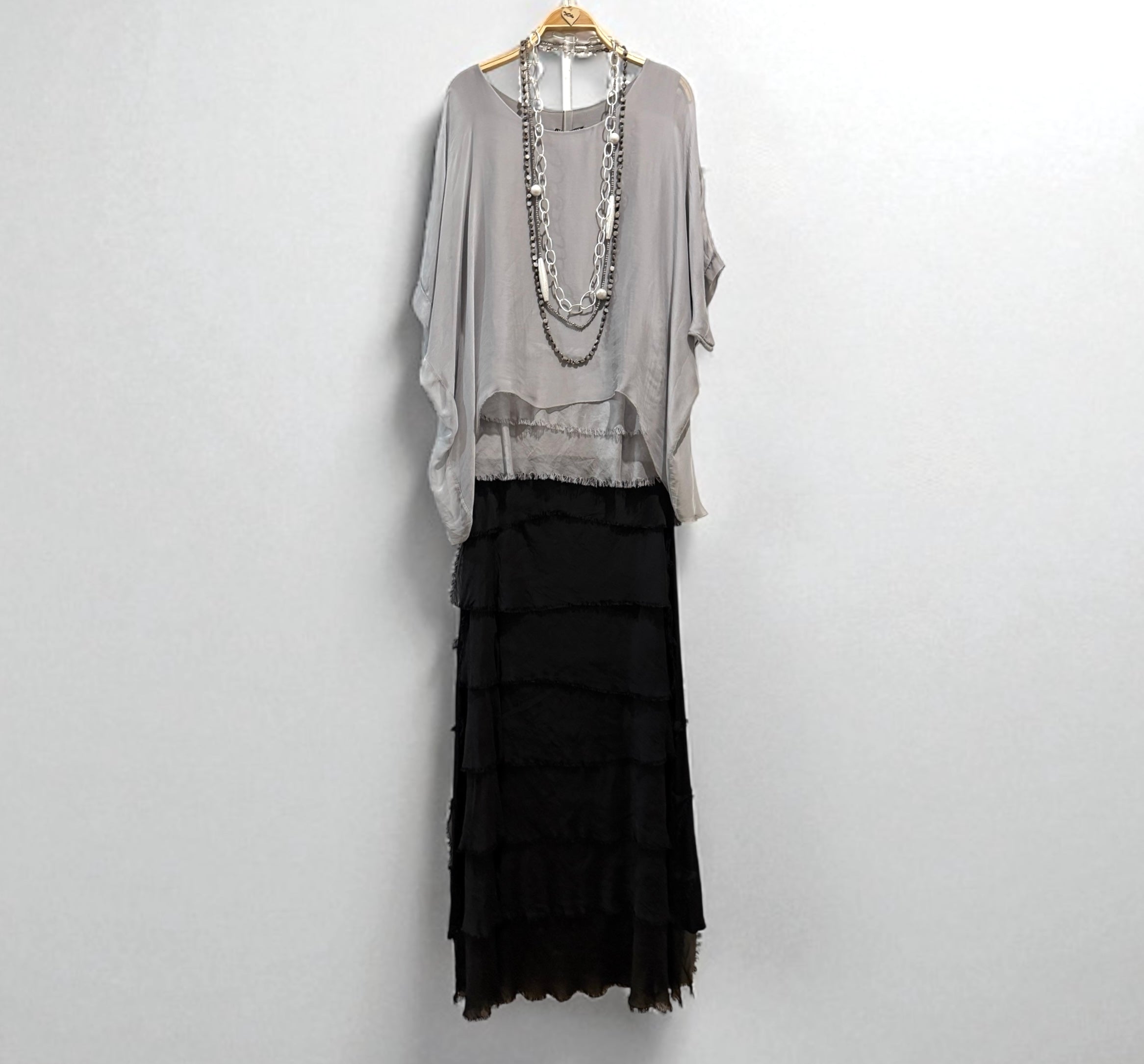 Blusa "Sevilla" gris perla