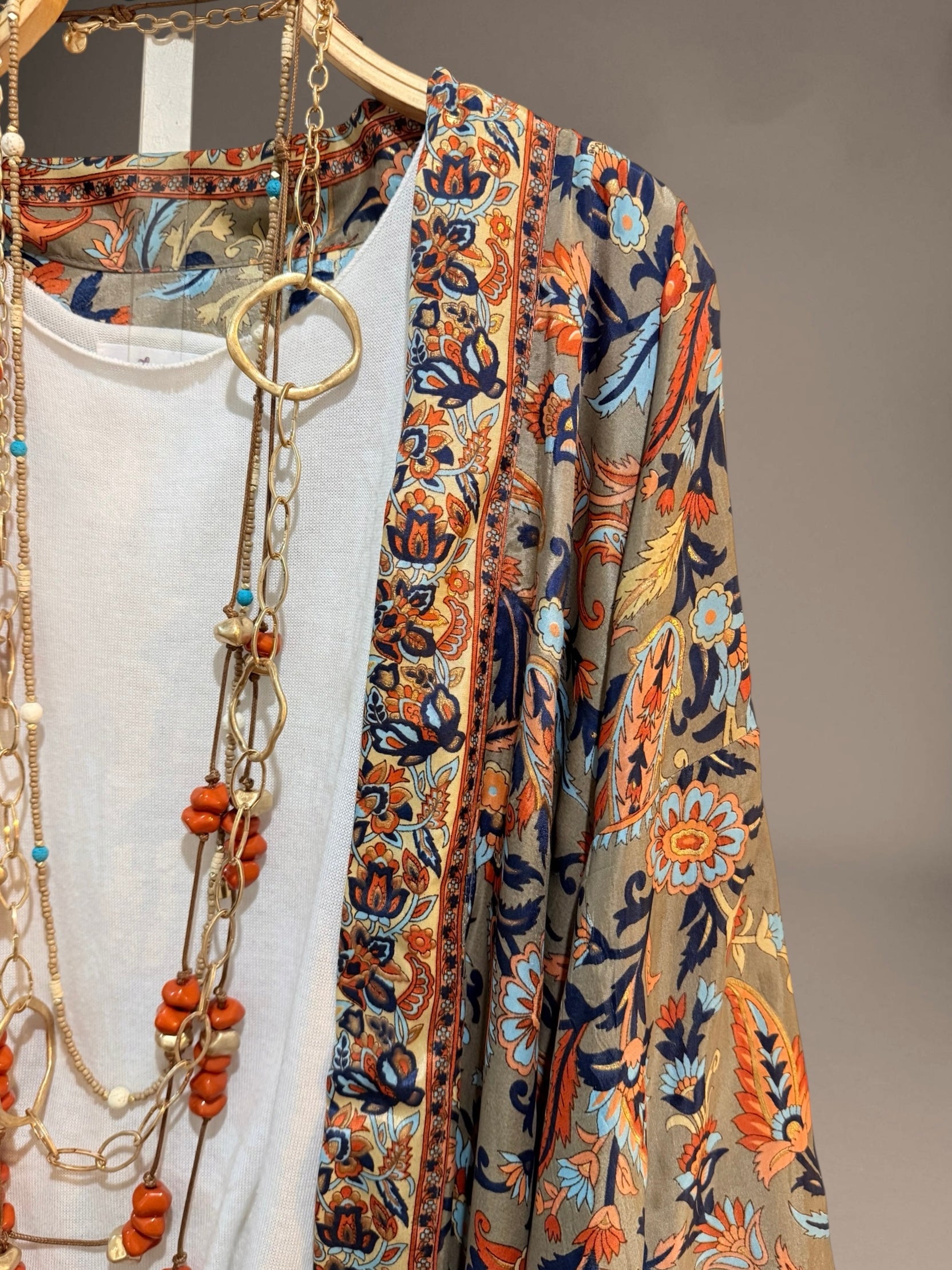 Kimono "Anaka Sentidos" gold