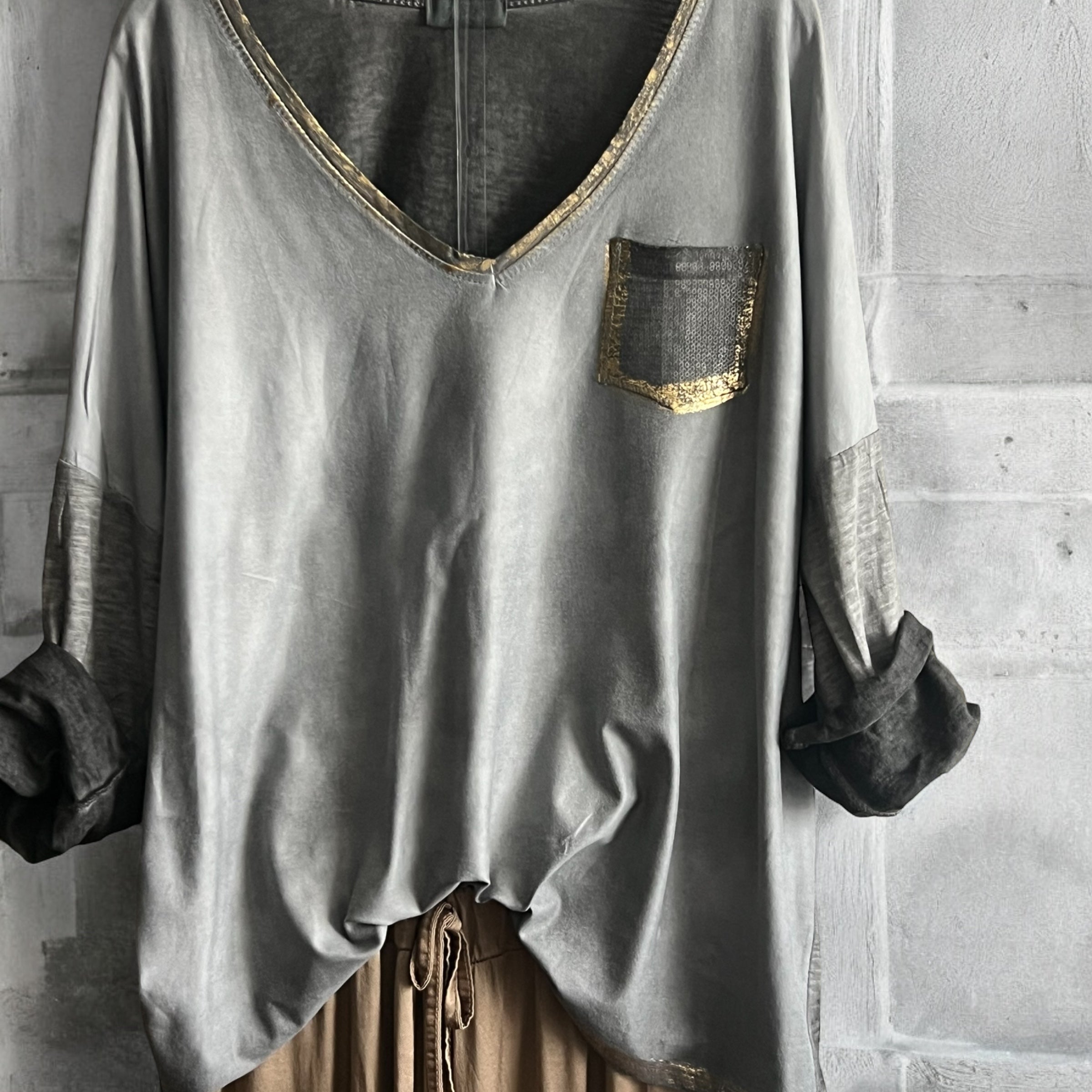 Camiseta "Alessia" gris