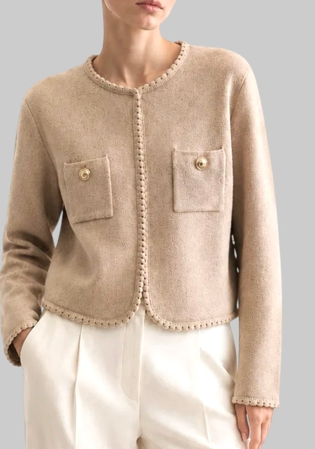 Chaqueta "Cropped Chanel" sand