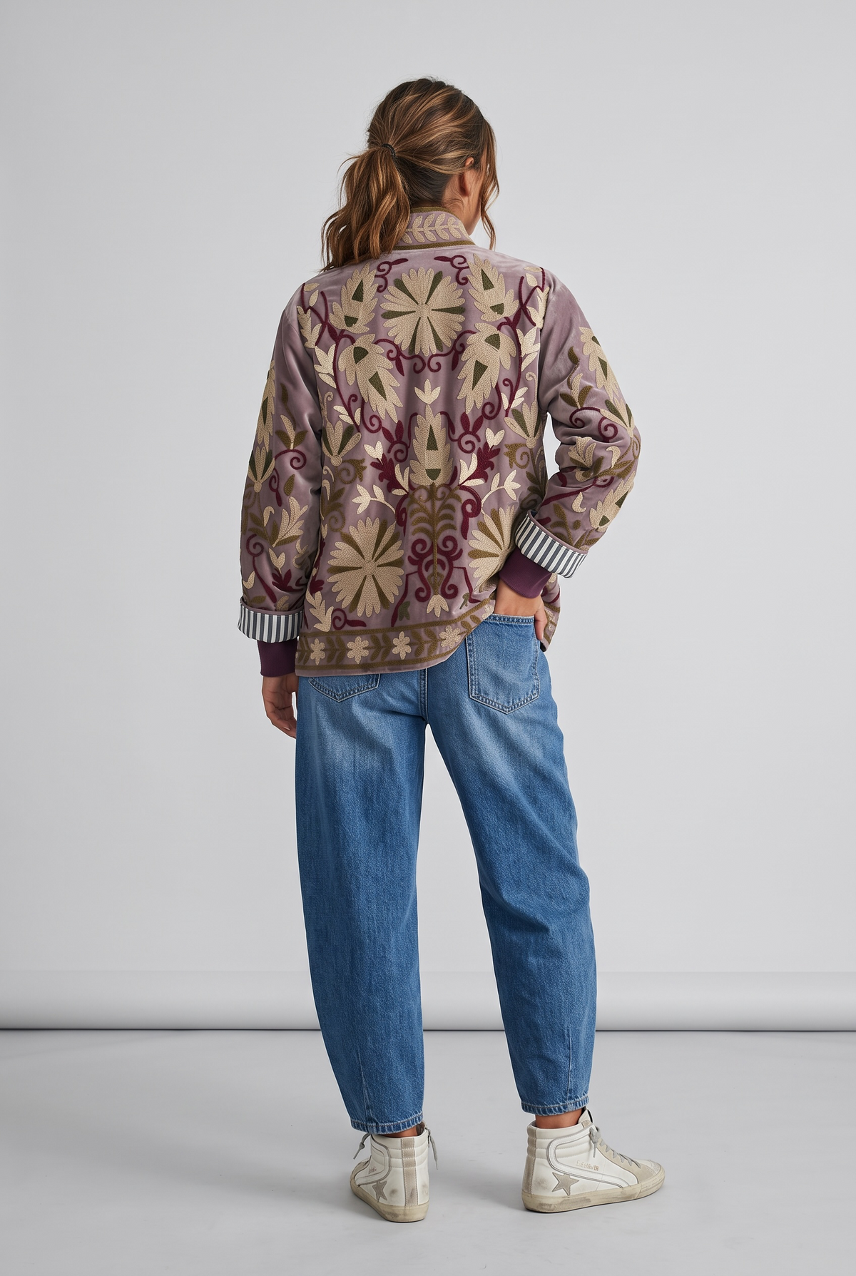 Chaqueta "Bordados" lila