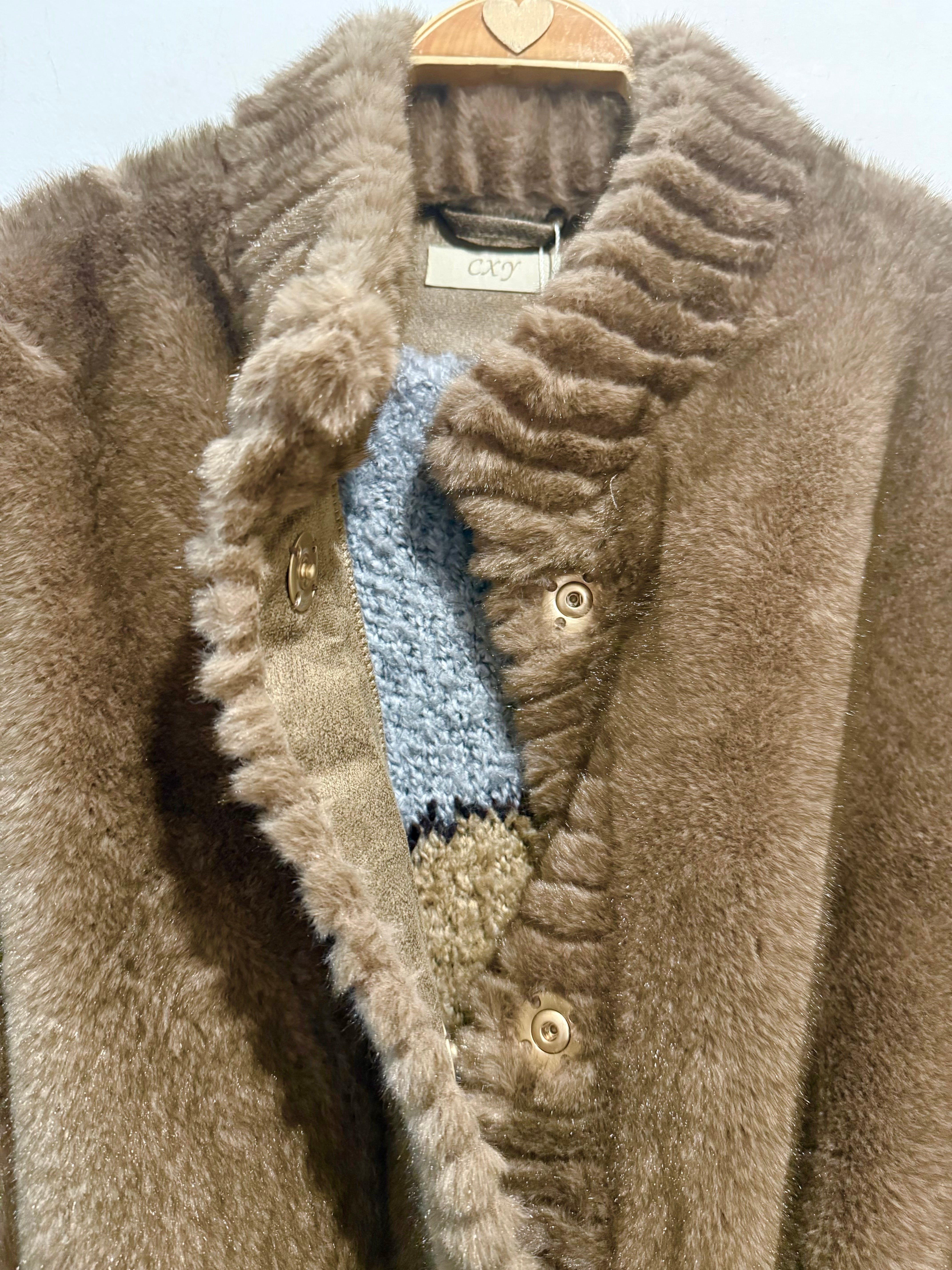 Abrigo "Laeticia" topo