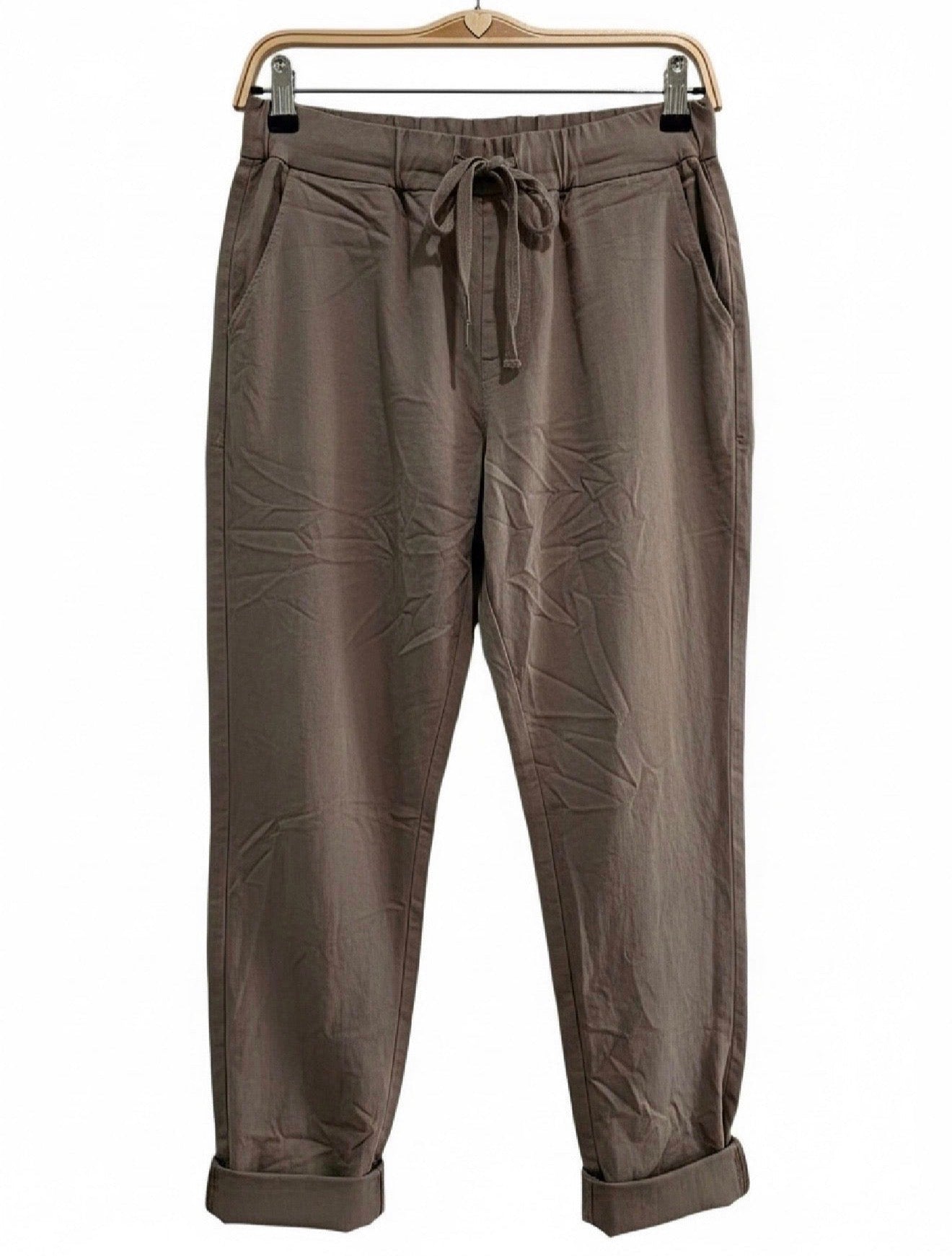 Pantalón "Basic Jogger" marrón