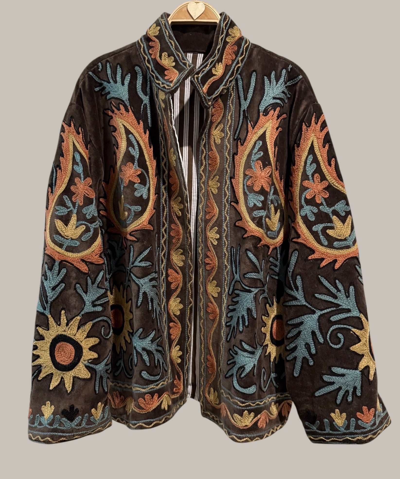 Chaqueta "Bordados"