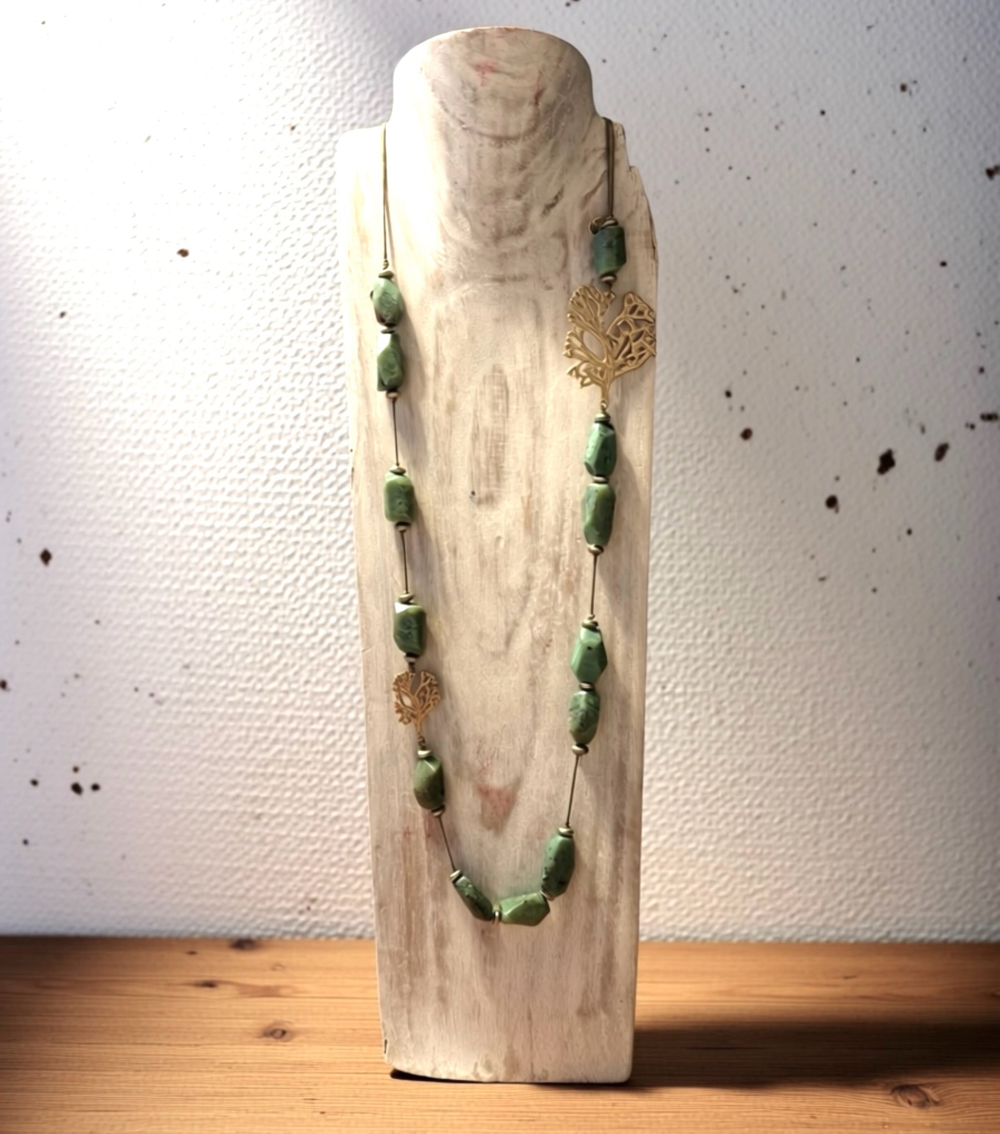 Collar "Medusas" verde menta